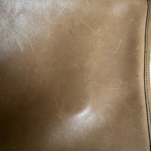 Vintage Coach Tan Leather Slim Wrislet Clutch - Picture 8 of 15